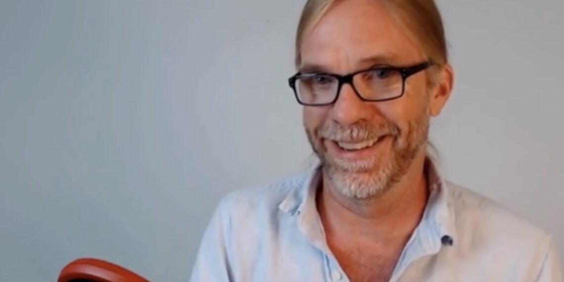 THE MYTH OF SCIENTIFIC RESEARCH