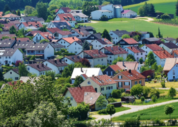 HOW THE ENVIRONMENT WEIGHS IN ON HEALTH